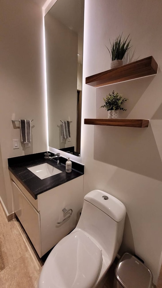 Luxury Apartment 2 BR in Playa Del Carmen 105