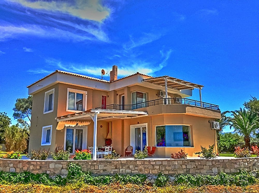 disCrete Villa Episkopi
