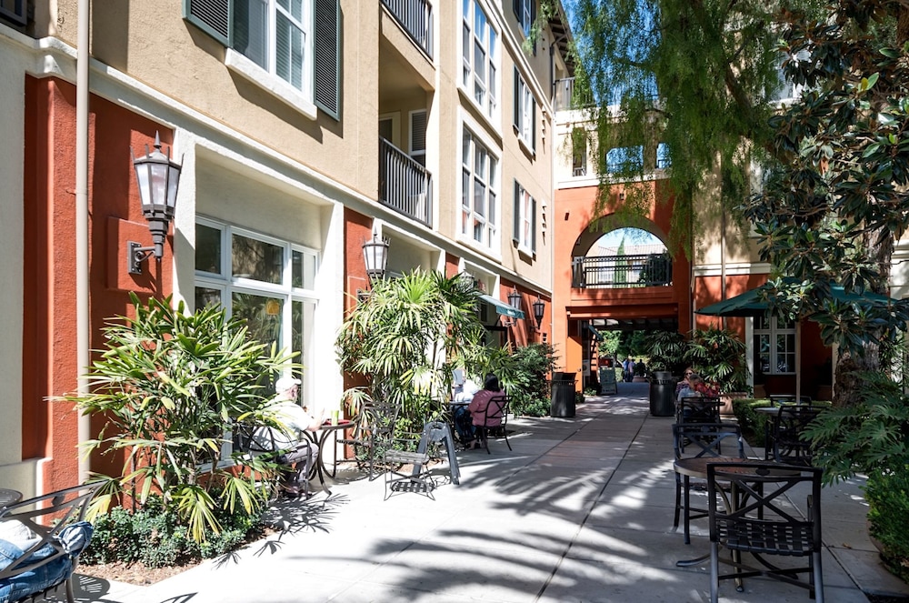 Bluebird Suites in North San Jose