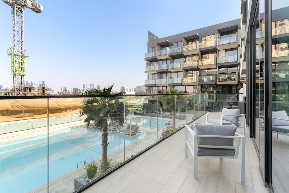 Binghatti Crescent - 202 2BD