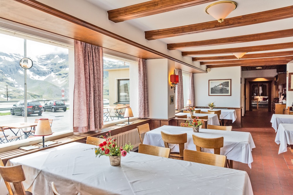 Hotel Bernina Hospiz - Hostel