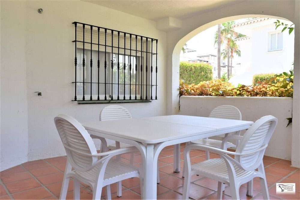 Standard 2 Bedroom Ground Floor Apartment F-3