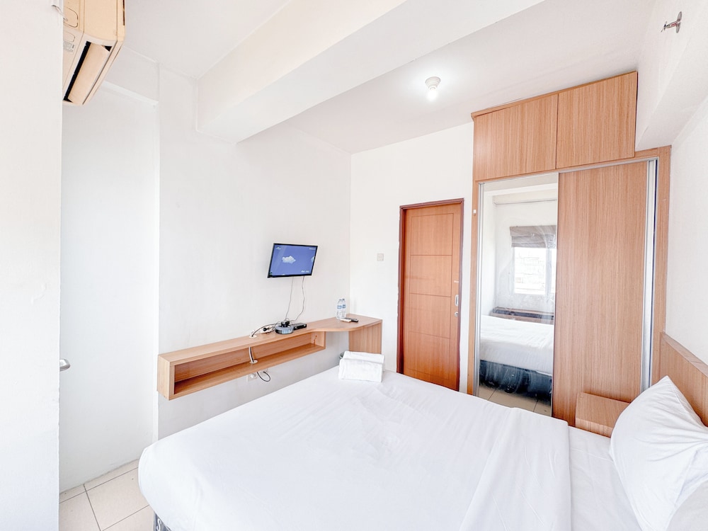 Compact And Restful Studio At Pavilion Permata Apartment