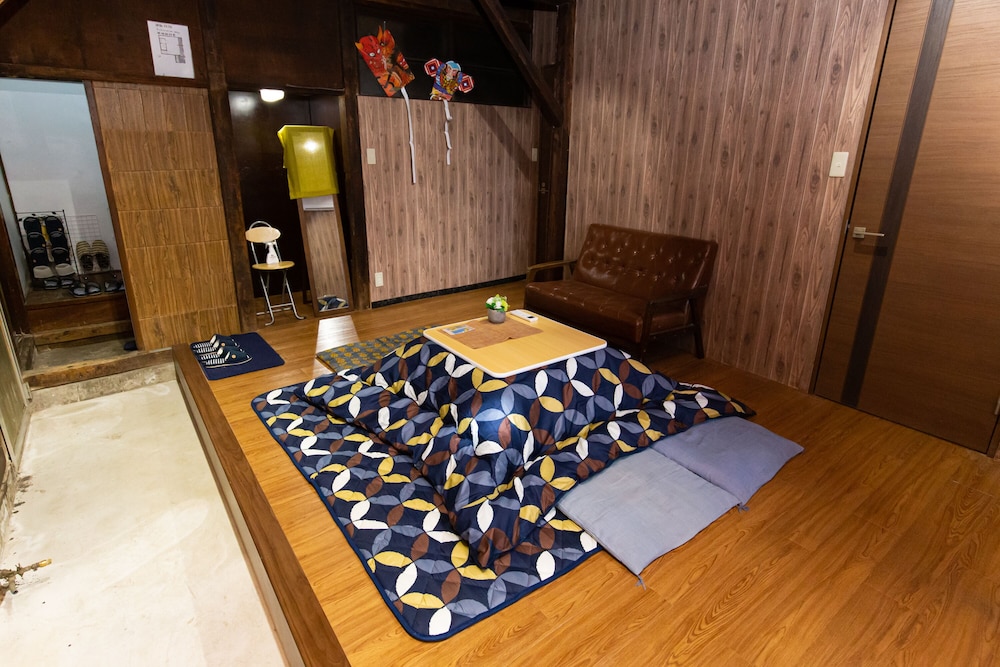 Tokyo House