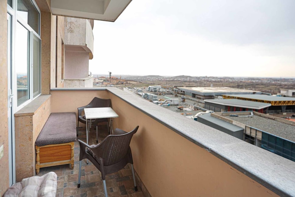 Stay Inn next to Dalma Mall