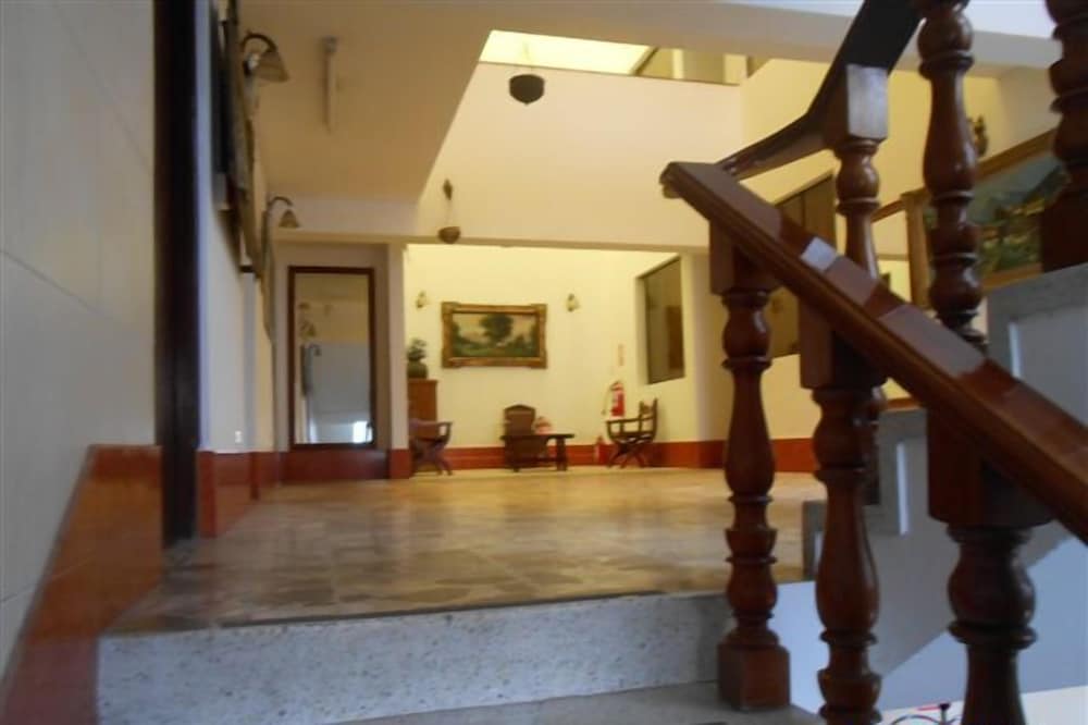 Hostal Residencial Cesar Alberto