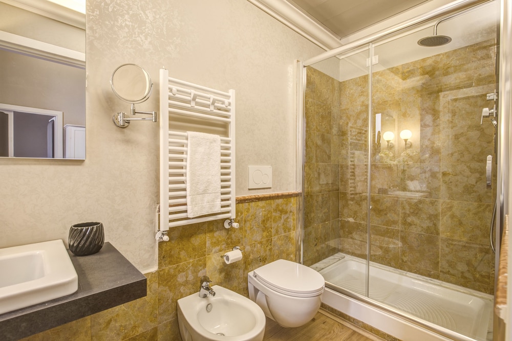 Suite in Rome Veneto
