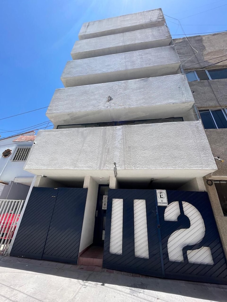 Hotel Departamentos Lomas SLP - Image 1