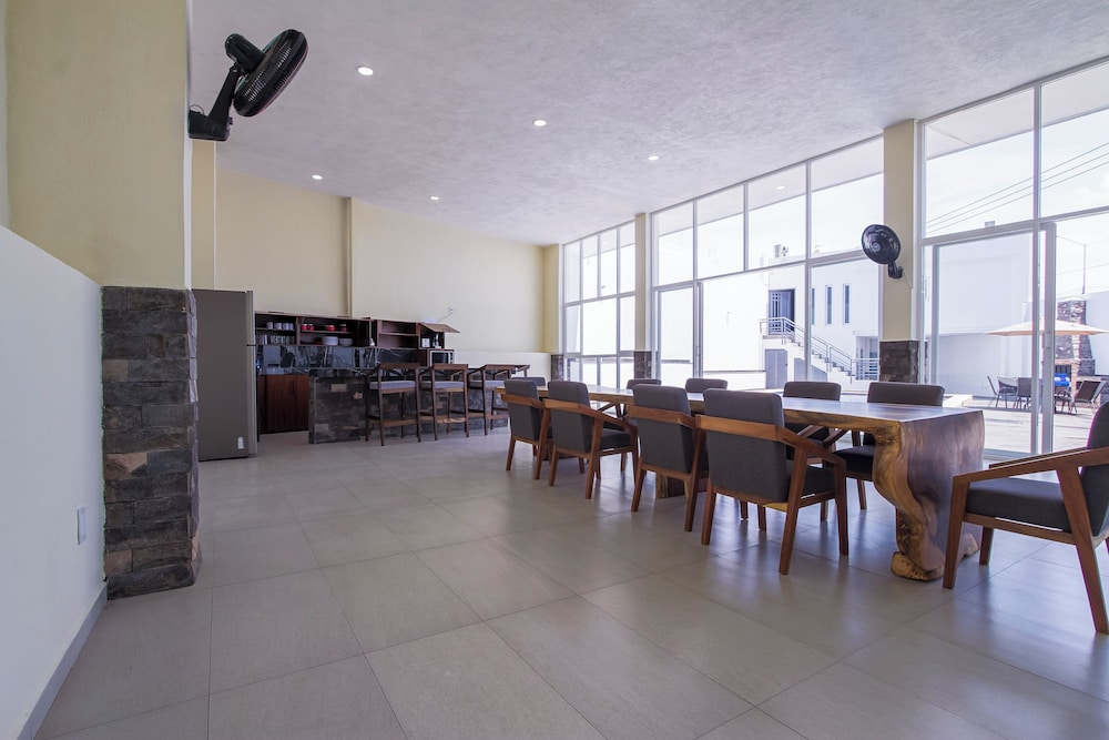 House with Terrace & Pool in Coyula
