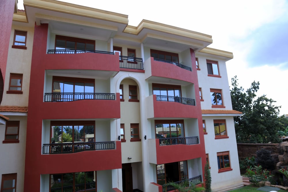 Dina Apartments