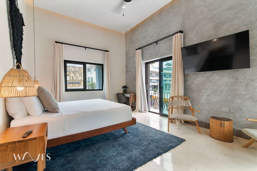 Prime 5th Ave Stay - 4BR With King Beds City Views