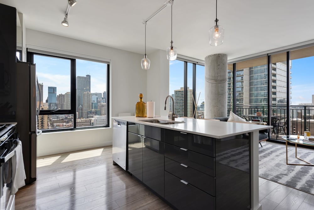 Group Hub 3 Designer 2BR Steps to Mag Mile