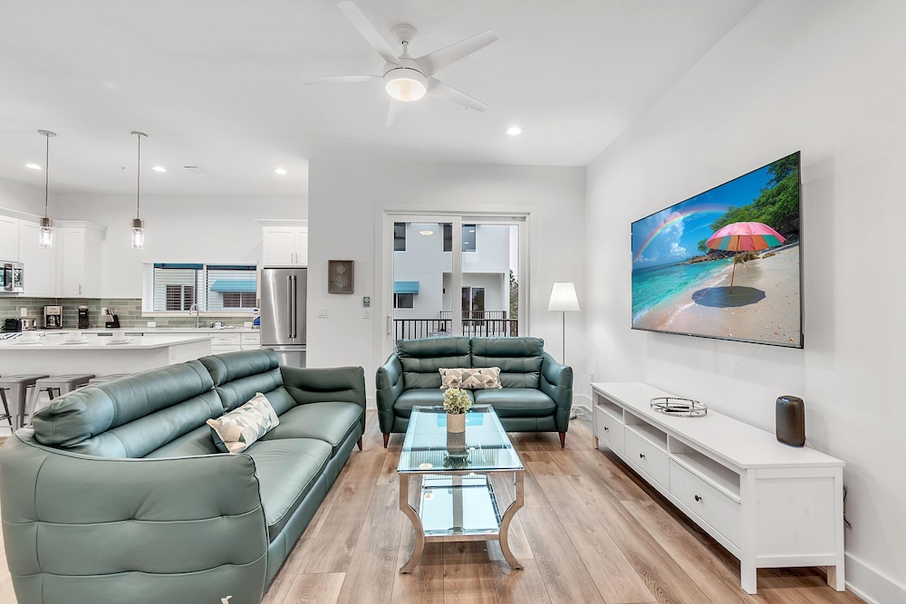 Azul Townhomes A1
