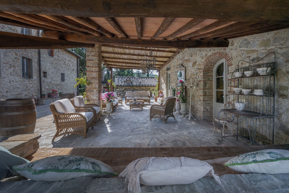 Villa Chianti With Exclusive Pool And Typical Barn