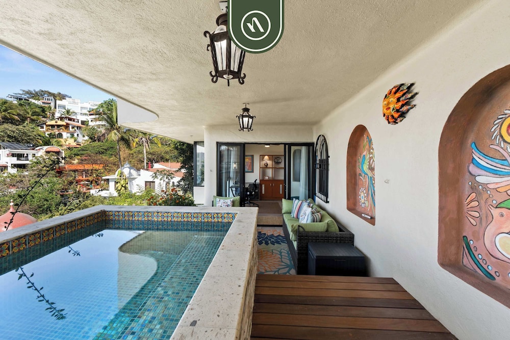 Mexican 2 BR Condo - Private Pool - Romantic Zone