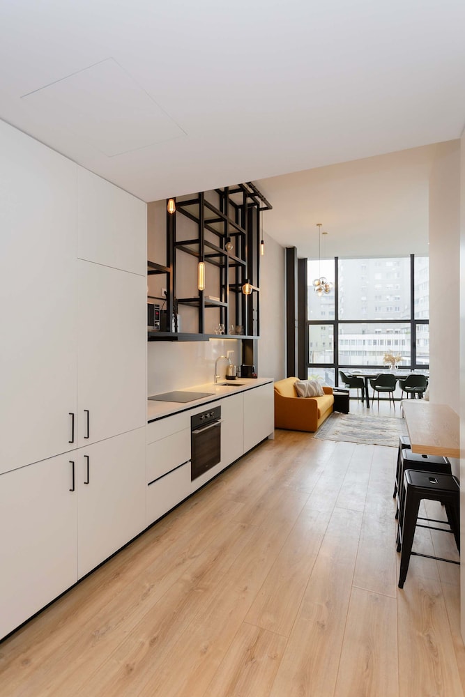 Liiiving in Porto - Crystal Luxury Apartment