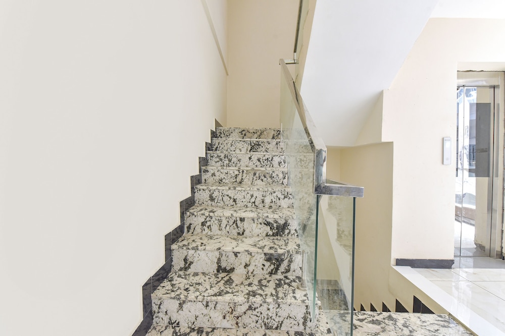 Fabhotel Shree Vrindavan