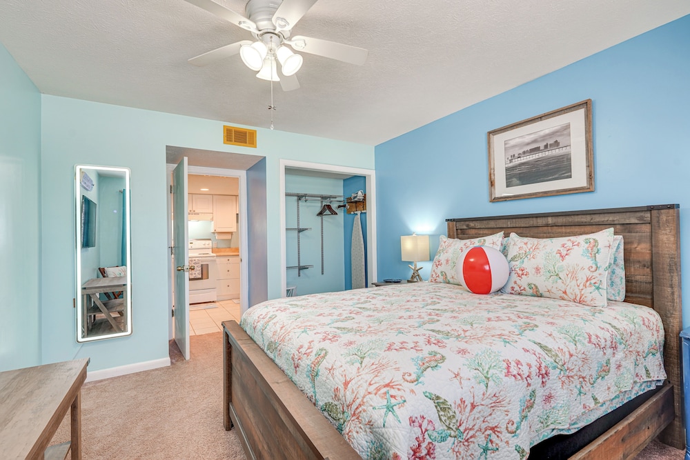Steps to Sand: Panama City Beach Apartment!