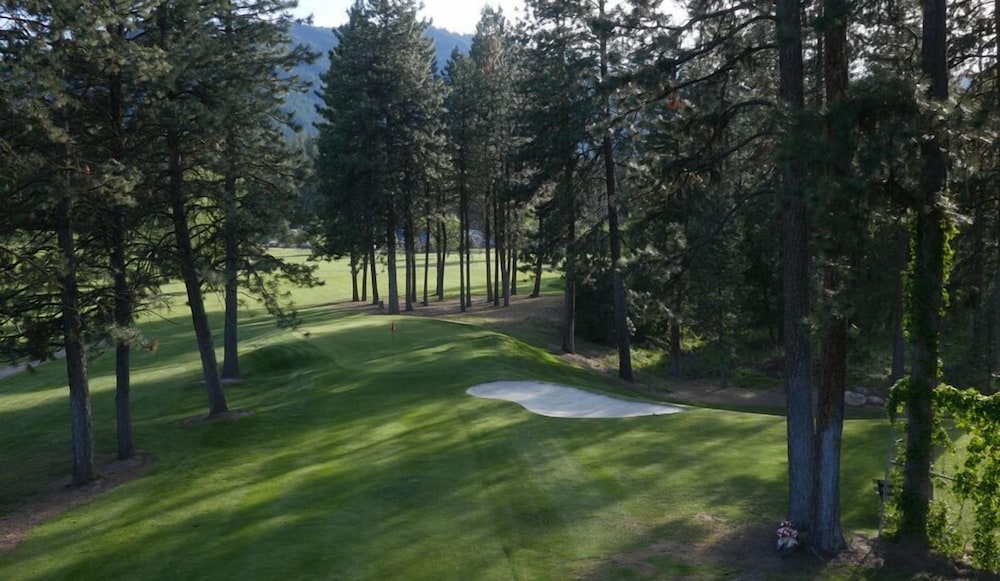 Terrace Lakes Resort