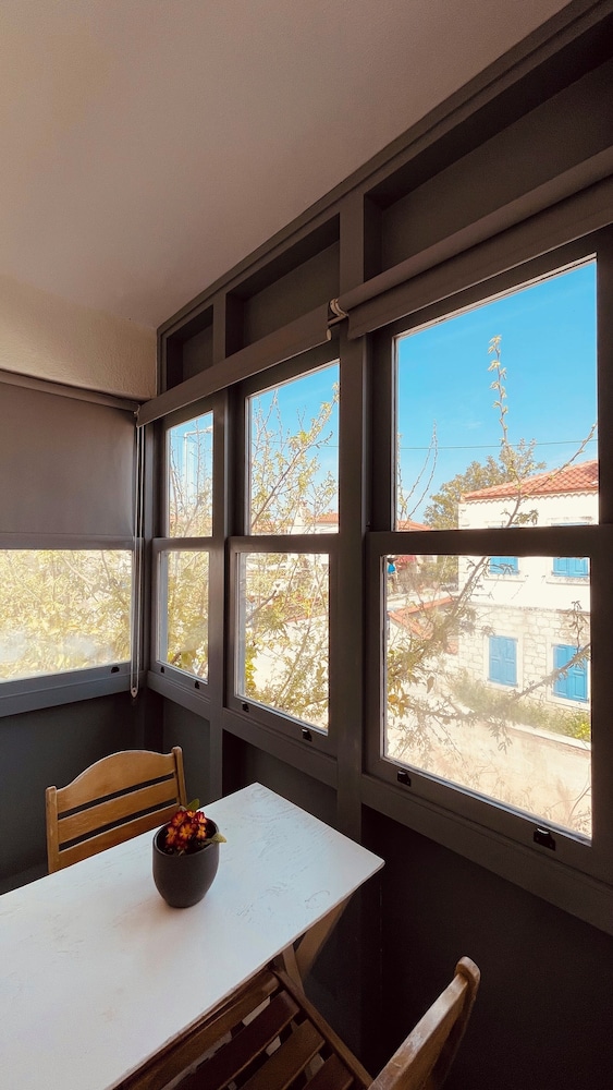 Mina Otel by Adda Alaçatı