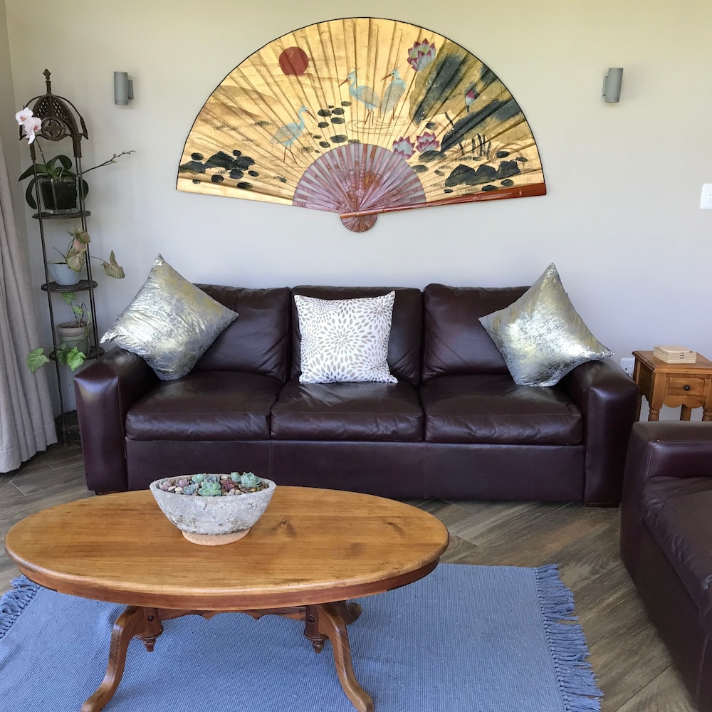 Sandpebbles Estate
