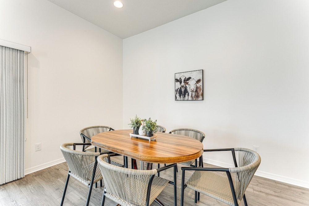 New Designer Home in The Villages: Shady Brook