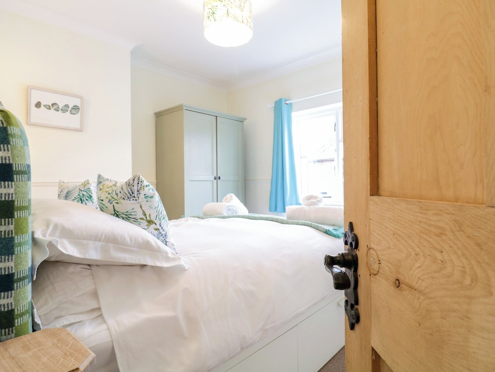 Compass Cottage