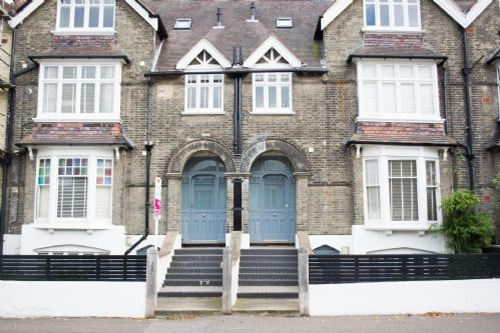 Host Stay Apartment 3 York Terrace