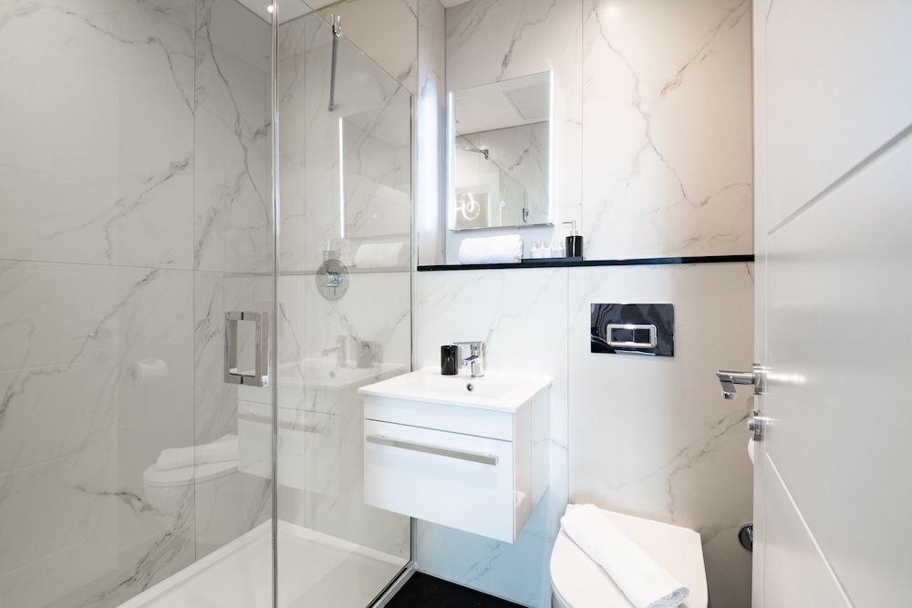 South Kensington Apartments