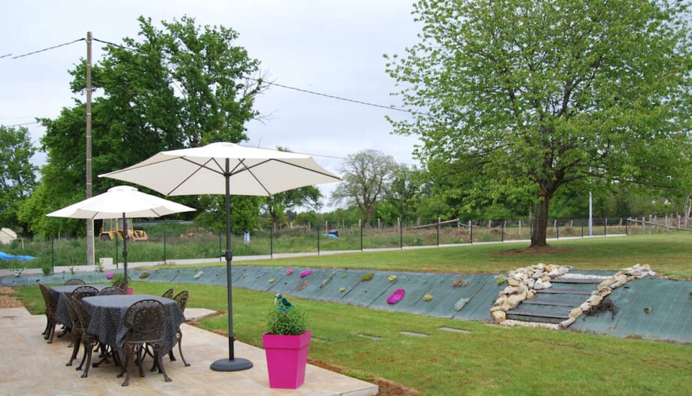 Villa in Monce-en-belin Near Le Mans Circuit