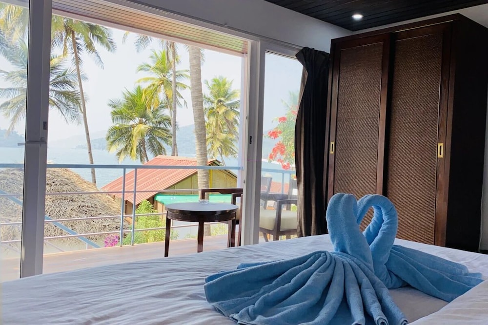 Grand Sea Shades Goa