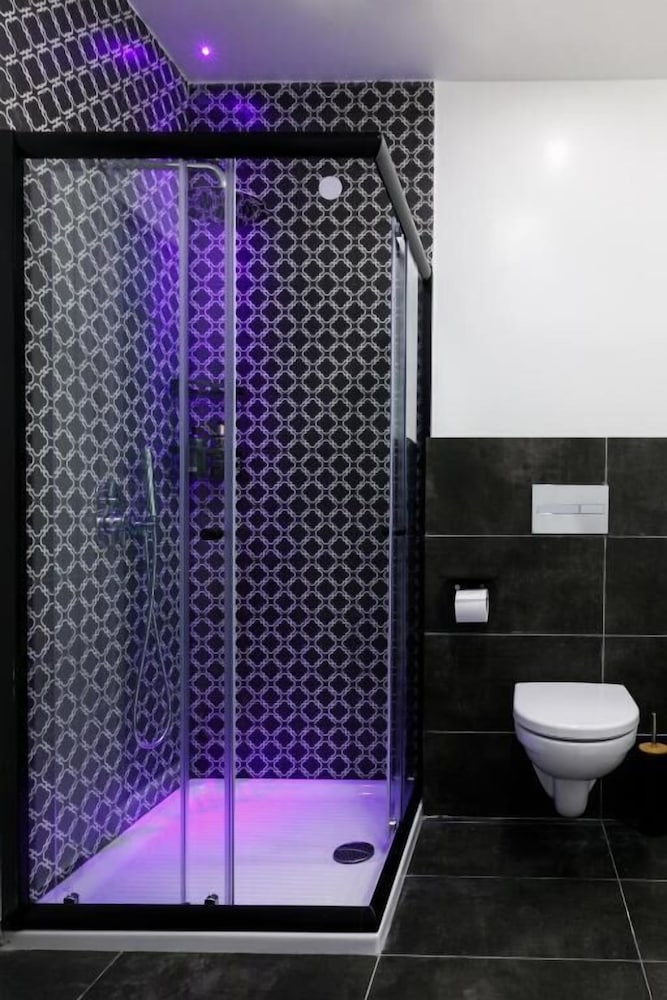 Luxury B by OTOTO