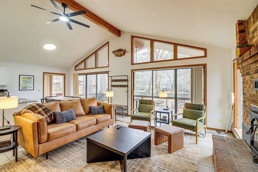 Premier Trout Fishing: Scenic White River Cabin