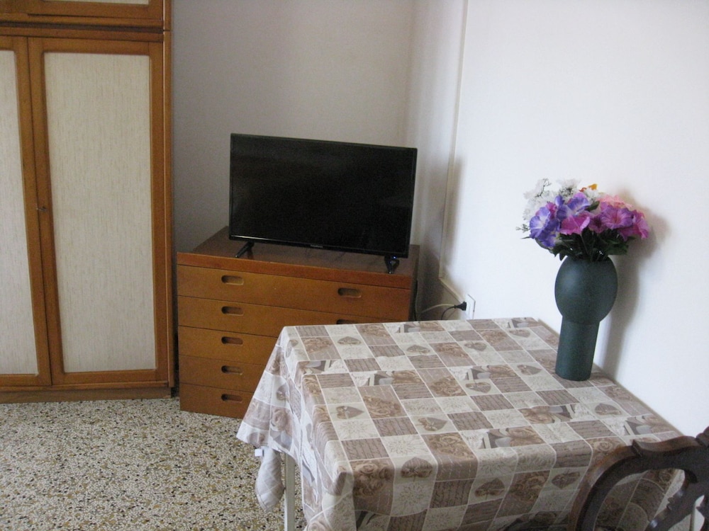 Rosa Cottage