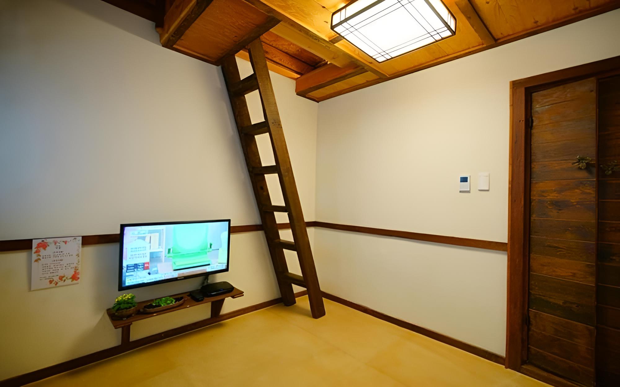 Jeonju Yedang Pension view 5