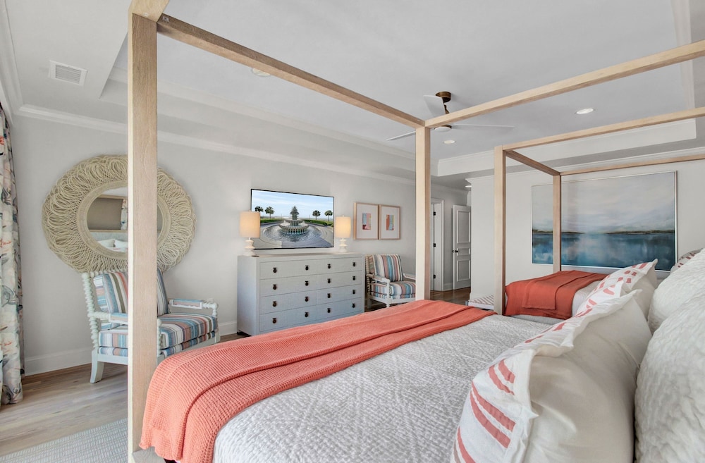 114 Ocean Boulevard by Avantstay Beachfront Infinity Pool Basketball Court Recently Renovated