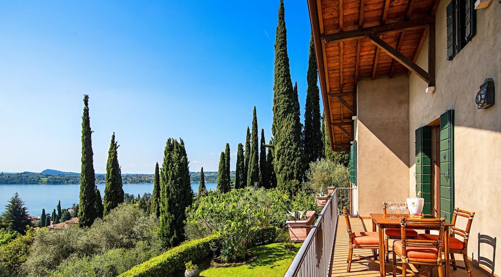 Villa Mariavittoria con Piscina by Wonderful Italy view 2