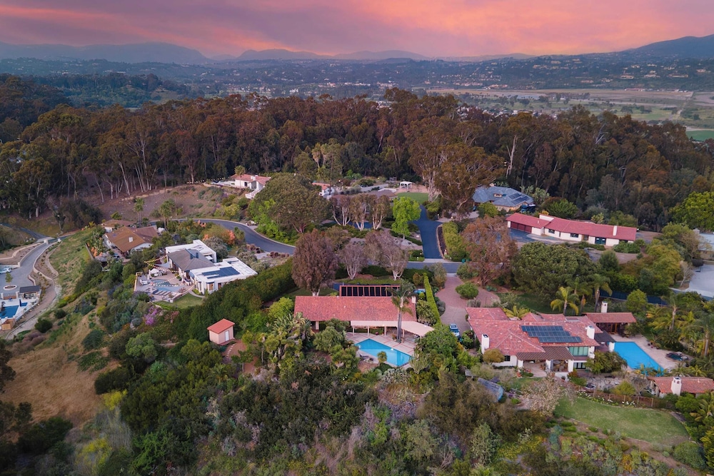 Rancho Real by Avantstay Private Pool + Hot Tub Luxe Group Retreat
