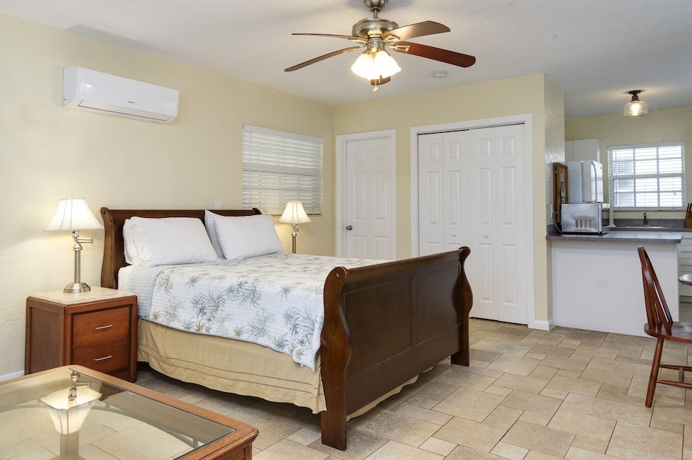 Sand Glo Villas