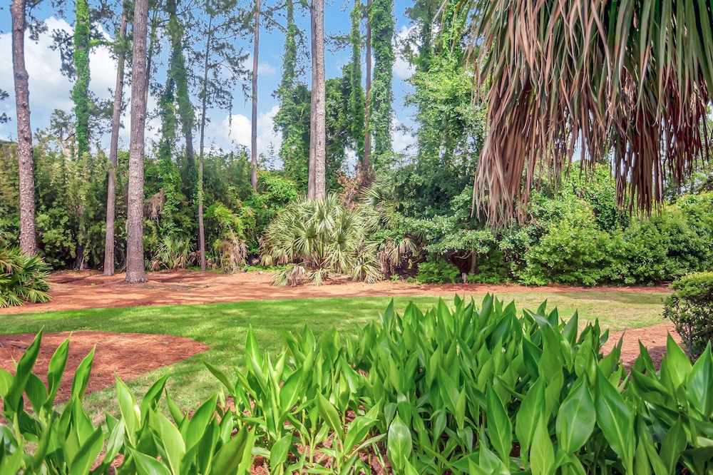 1270 Harbour Town Club at The Sea Pines Resort