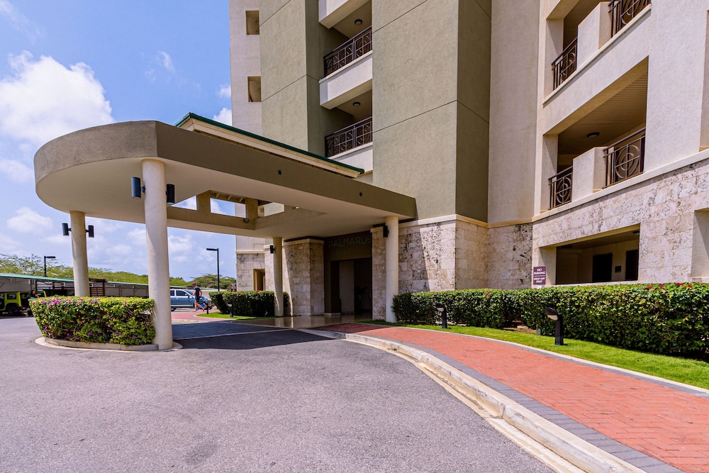 Palm Aruba Condos