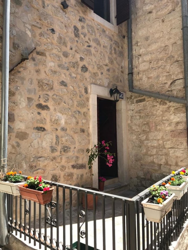 Kotor Casa Collection