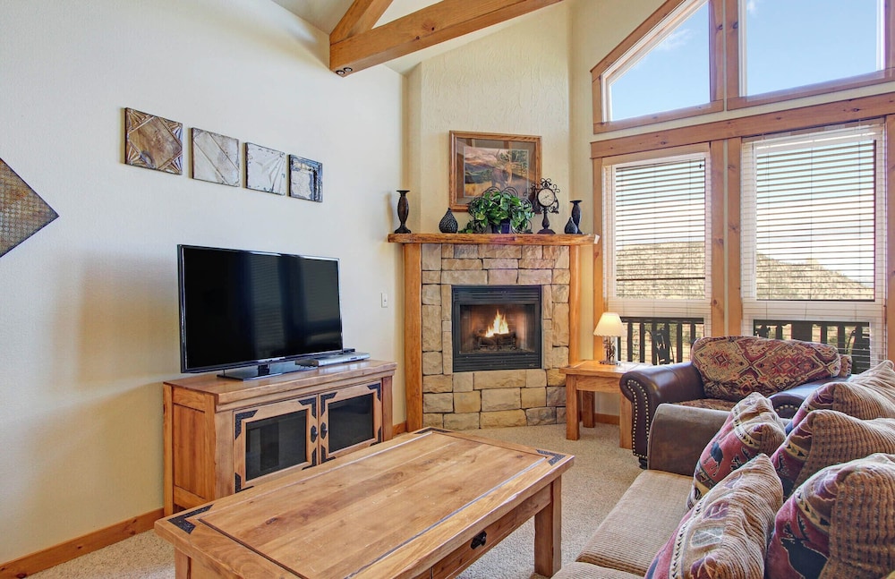 Estes Park Vacation Lodging