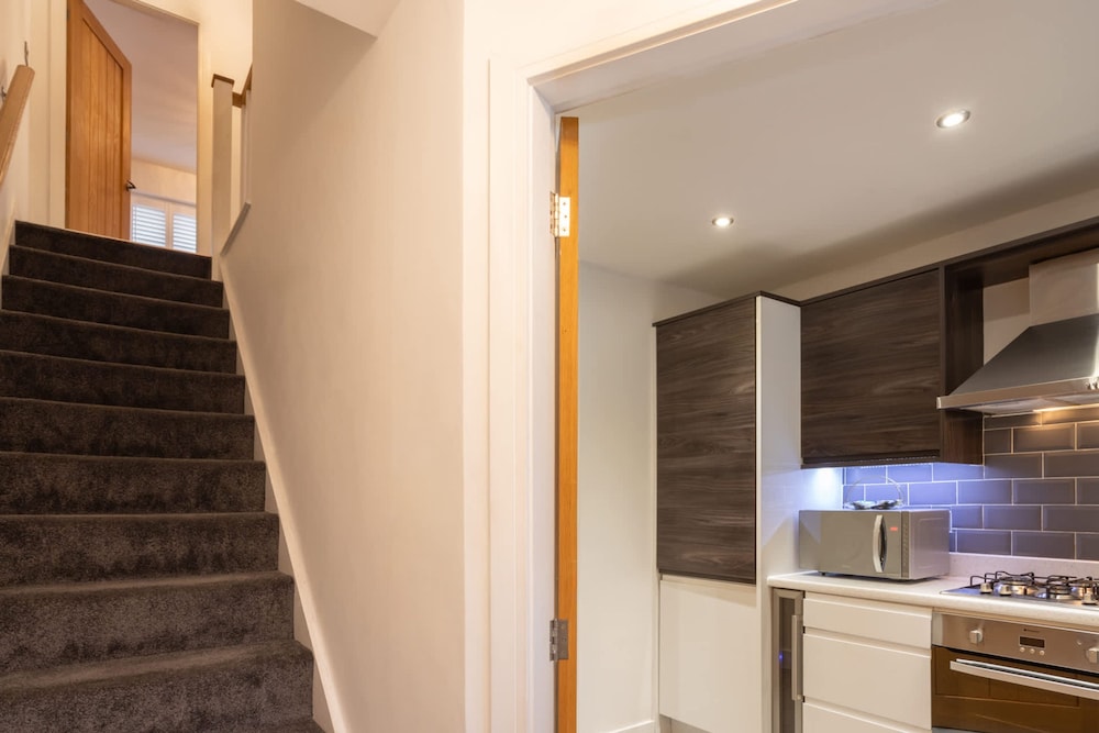 Host Stay Coventry Street