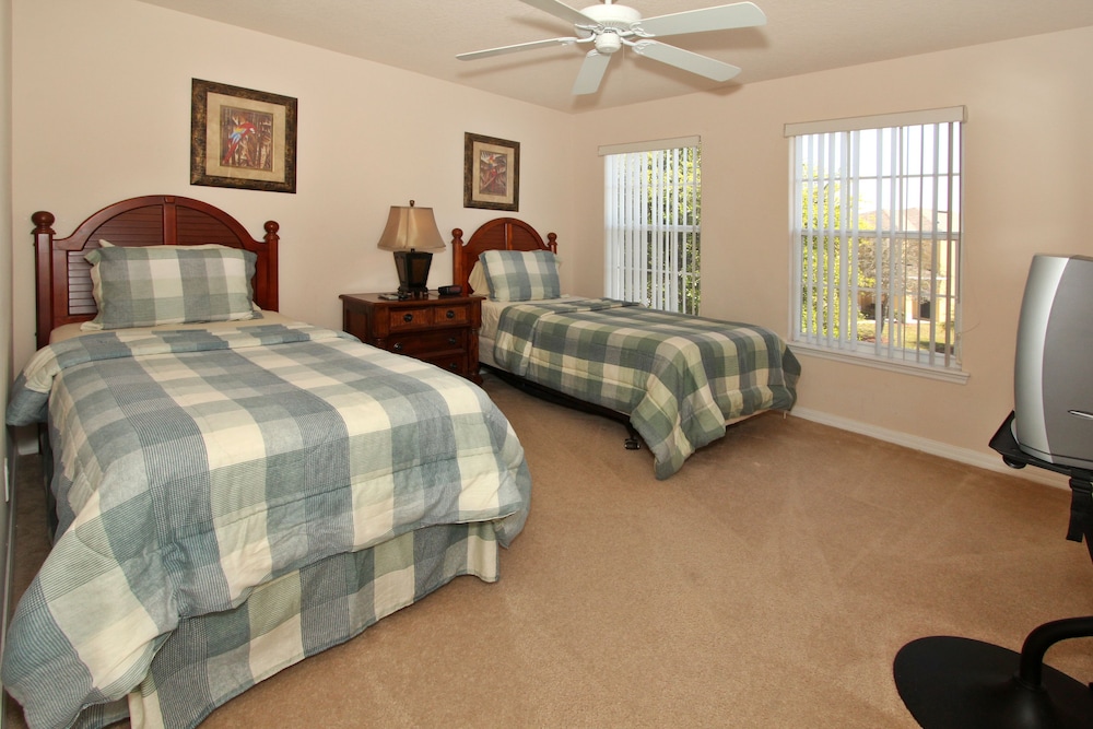 Kissimmee Vacation Homes view 4