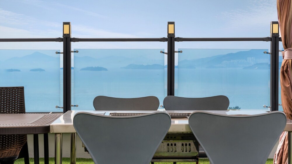Jigeum Yeosu Ocean View Pension