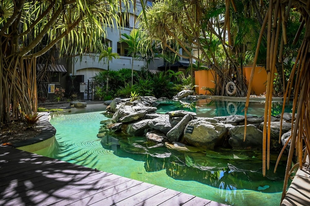 Coral Luxe Resort - 9 Pools Gym BBQ