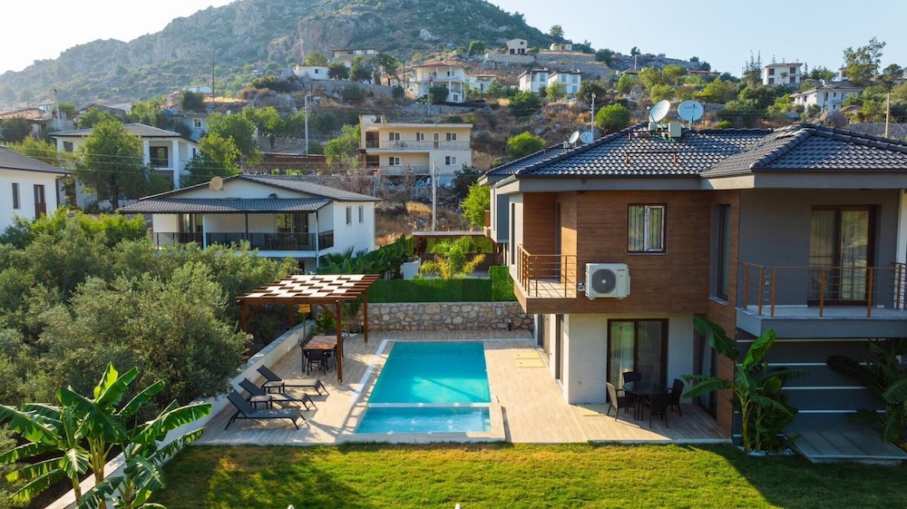 Villa Sefa Söğüt Daily Weekly Rentals