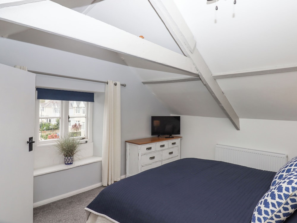 3 Pebble Cottage
