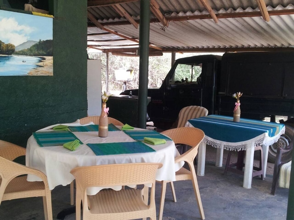 Captains Bird Safari Lodge